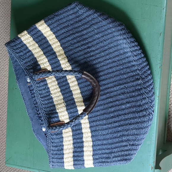 Vintage Fishermancore Blue and Cream Woven Tote with Leather Accents GAP - Picture 10 of 14